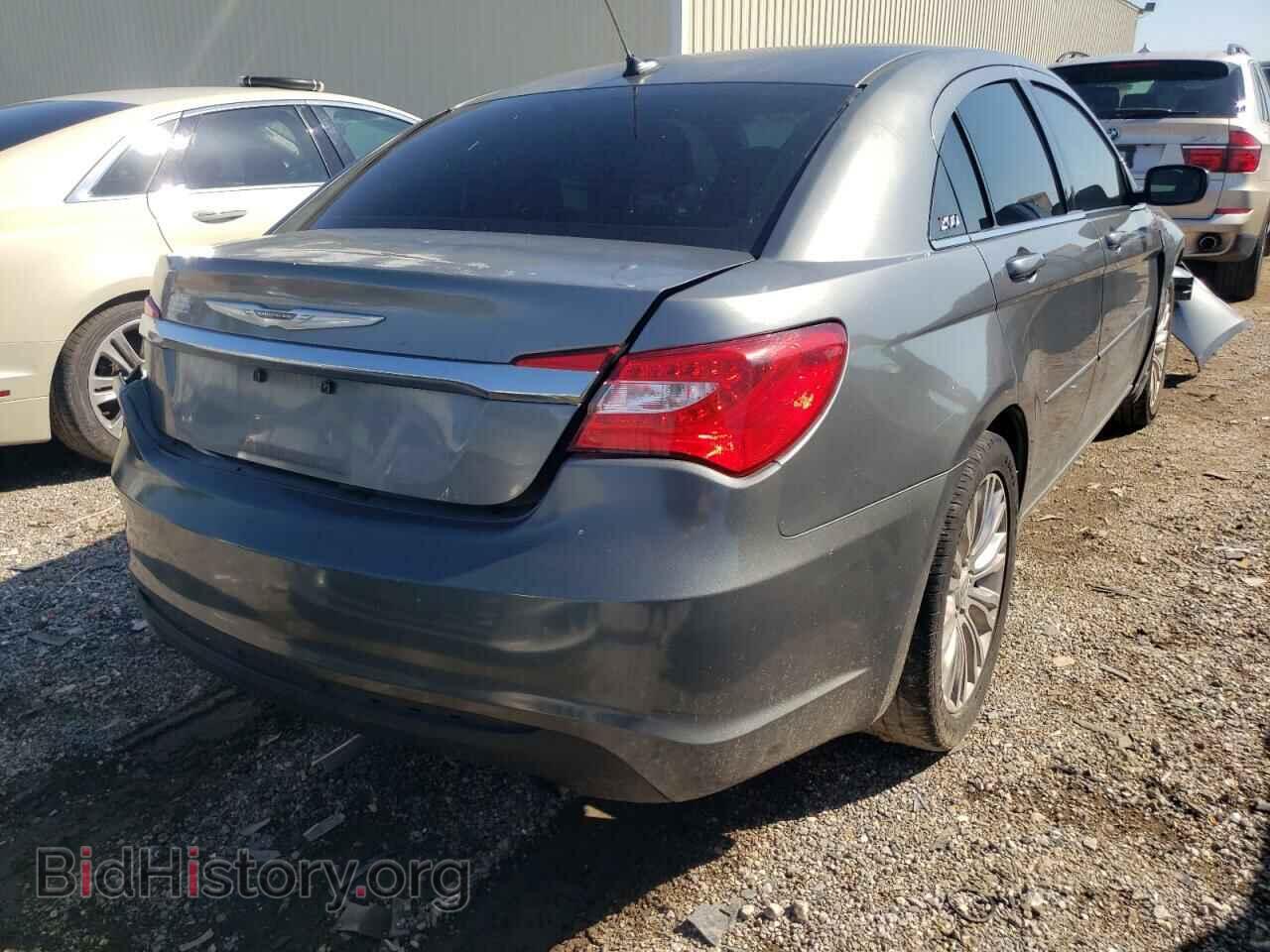 2013 CHRYSLER 200 - VIN: 1C3CCBAB2DN604663 - Фото 4