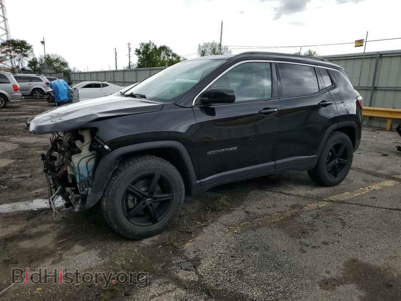 Фотография 3C4NJDBB1HT650771 - JEEP COMPASS 2017