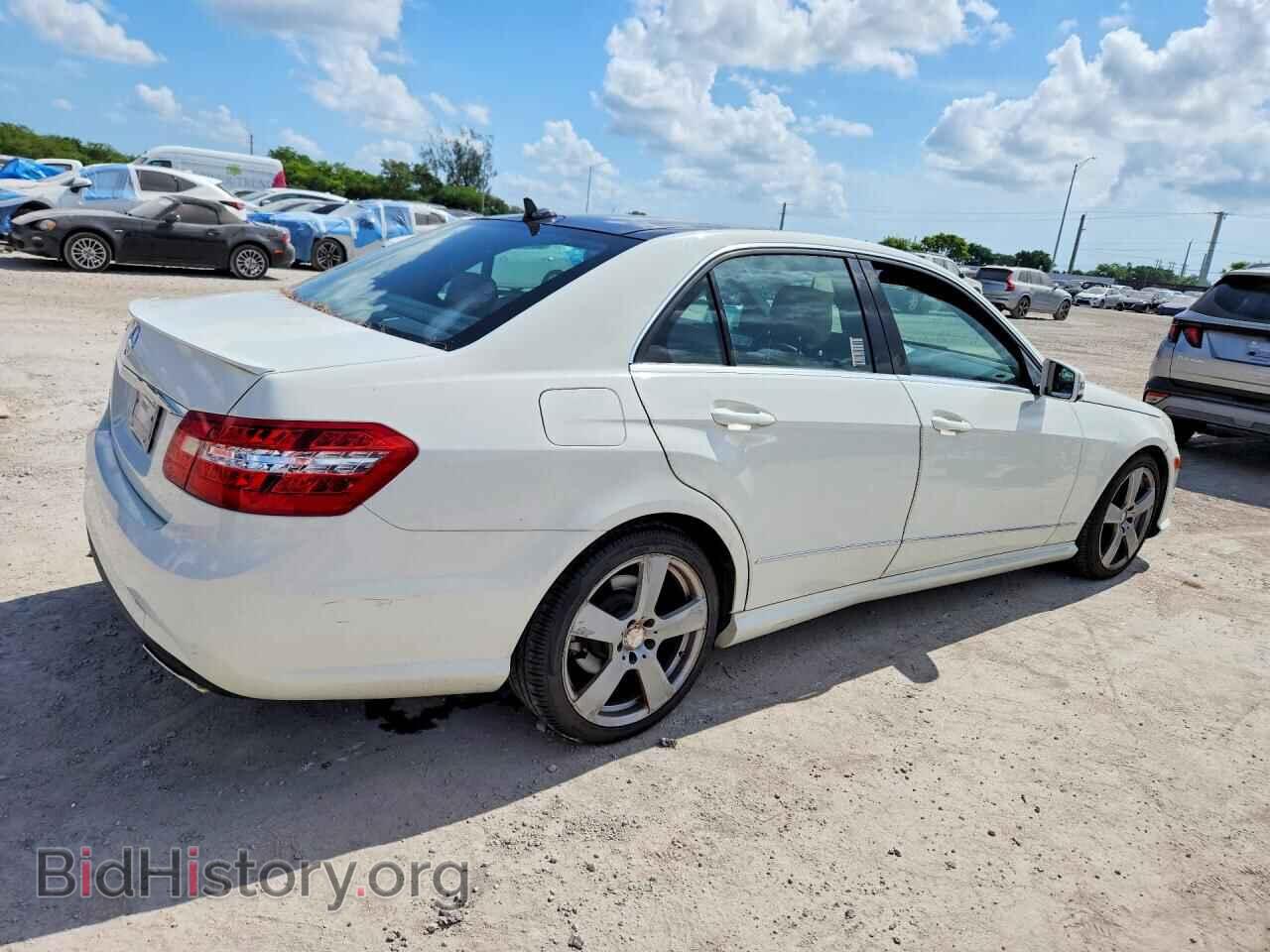 2011 MERCEDES-BENZ E-CLASS - VIN: WDDHF5GB7BA293887 - Фото 3