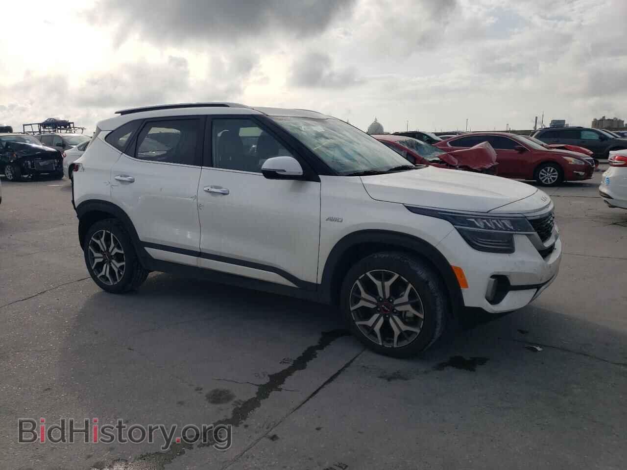 2023 KIA SELTOS - VIN: KNDETCA22P7420245 - Фото 4