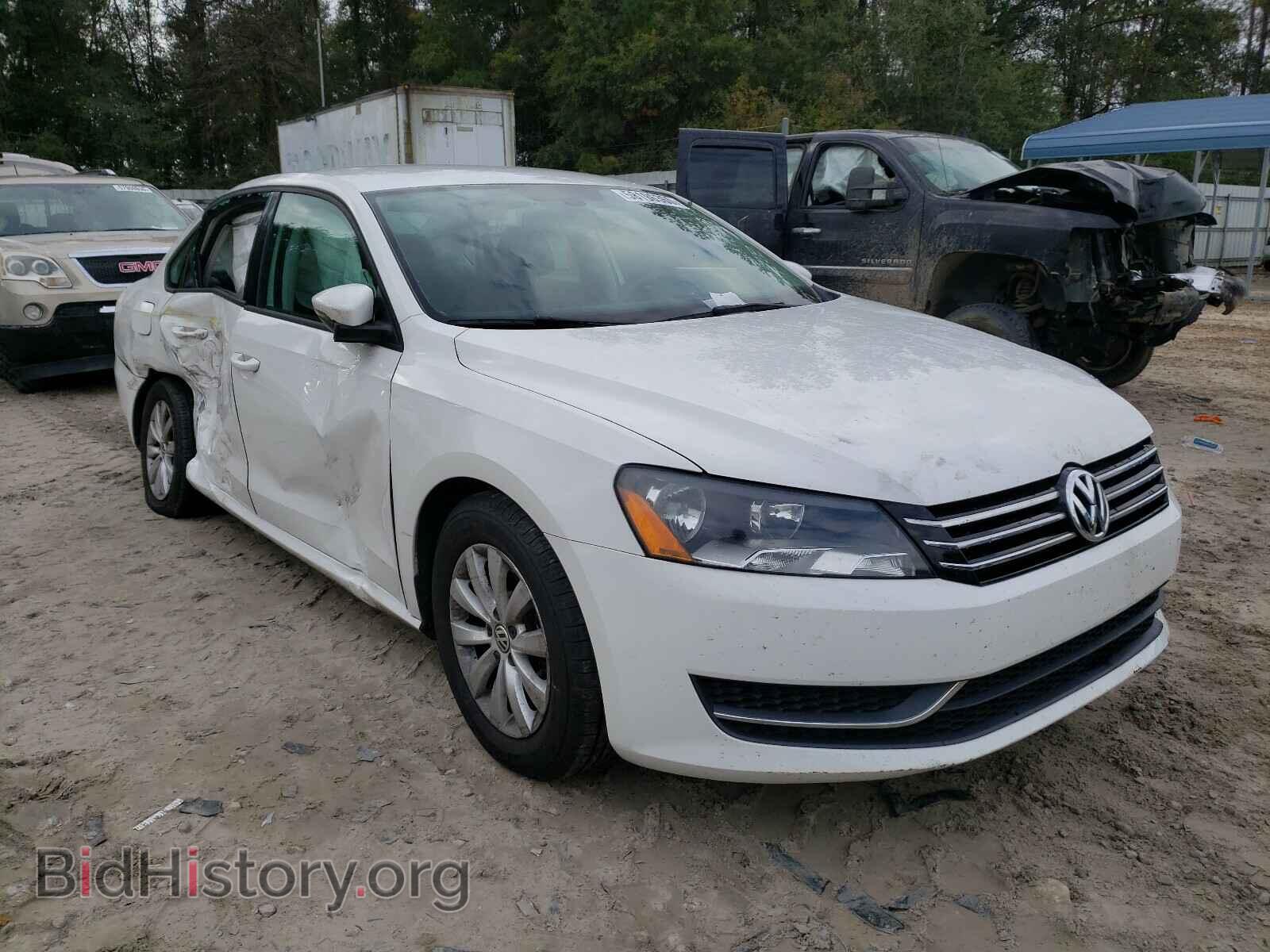 Фотография 1VWAH7A30CC047348 - VOLKSWAGEN PASSAT 2012