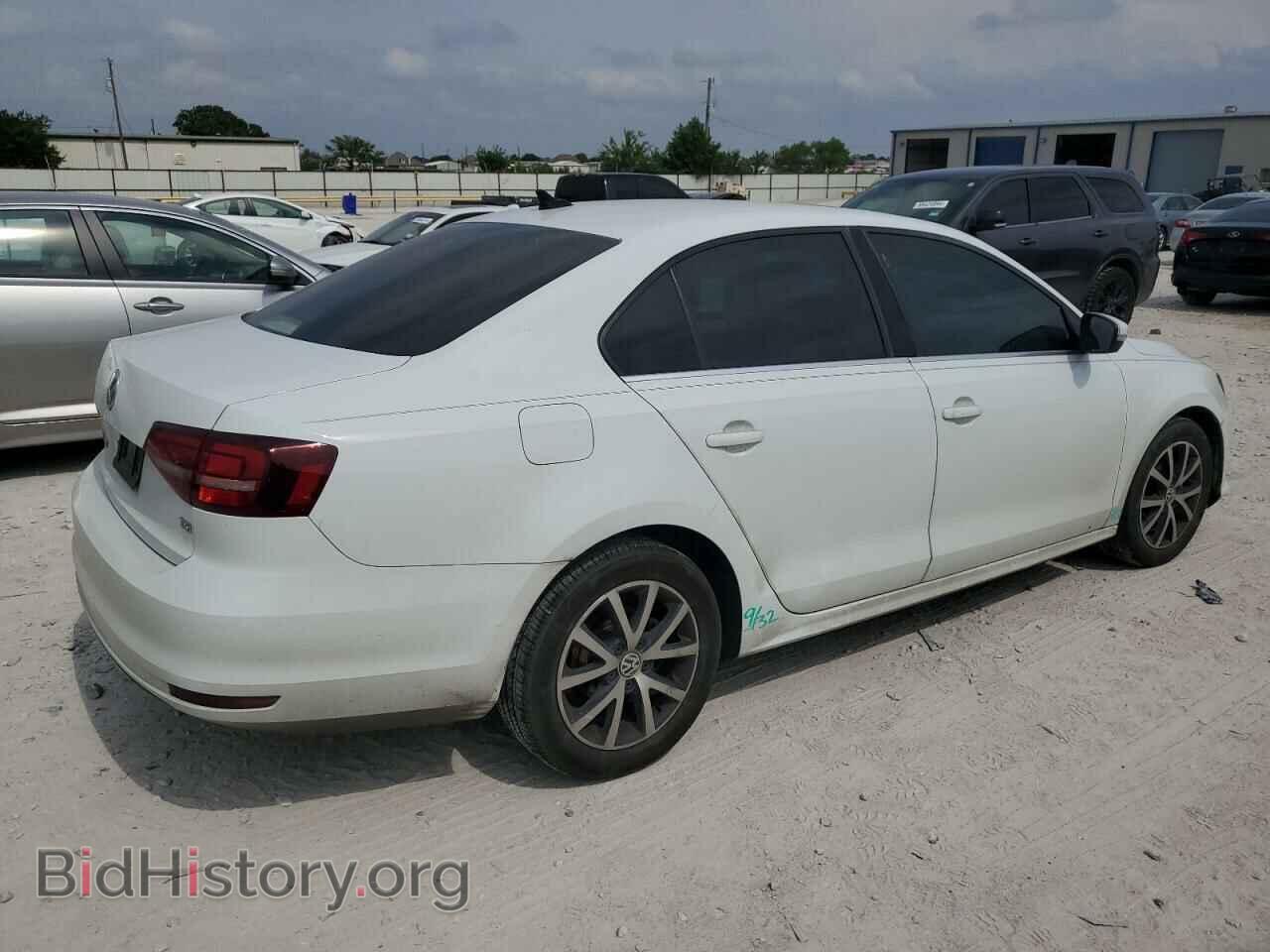 2017 VOLKSWAGEN JETTA - VIN: 3VWDB7AJ8HM380190 - Фото 3