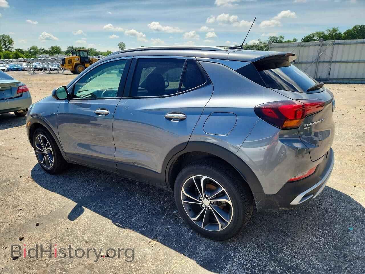2022 BUICK ENCORE - VIN: KL4MMESL1NB102021 - Photo 2