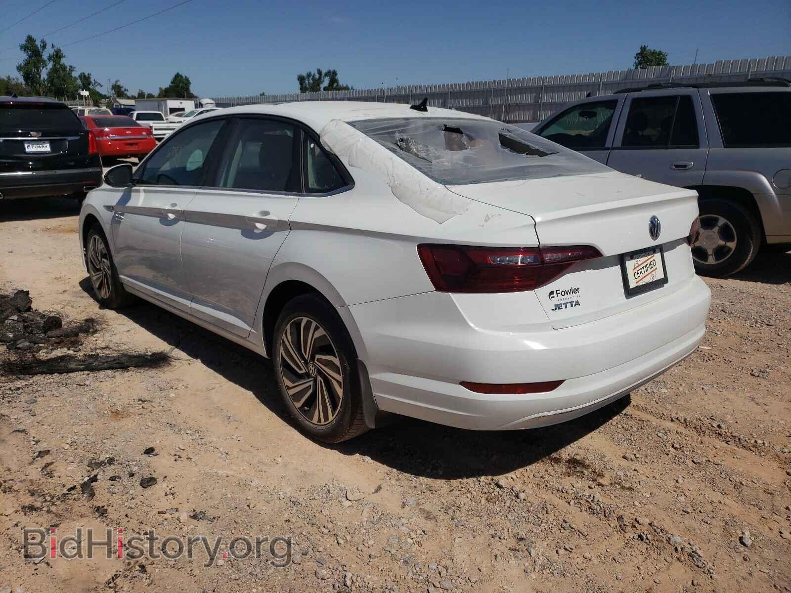 2020 VOLKSWAGEN JETTA - VIN: 3VWEB7BU8LM026708 - Photo 3