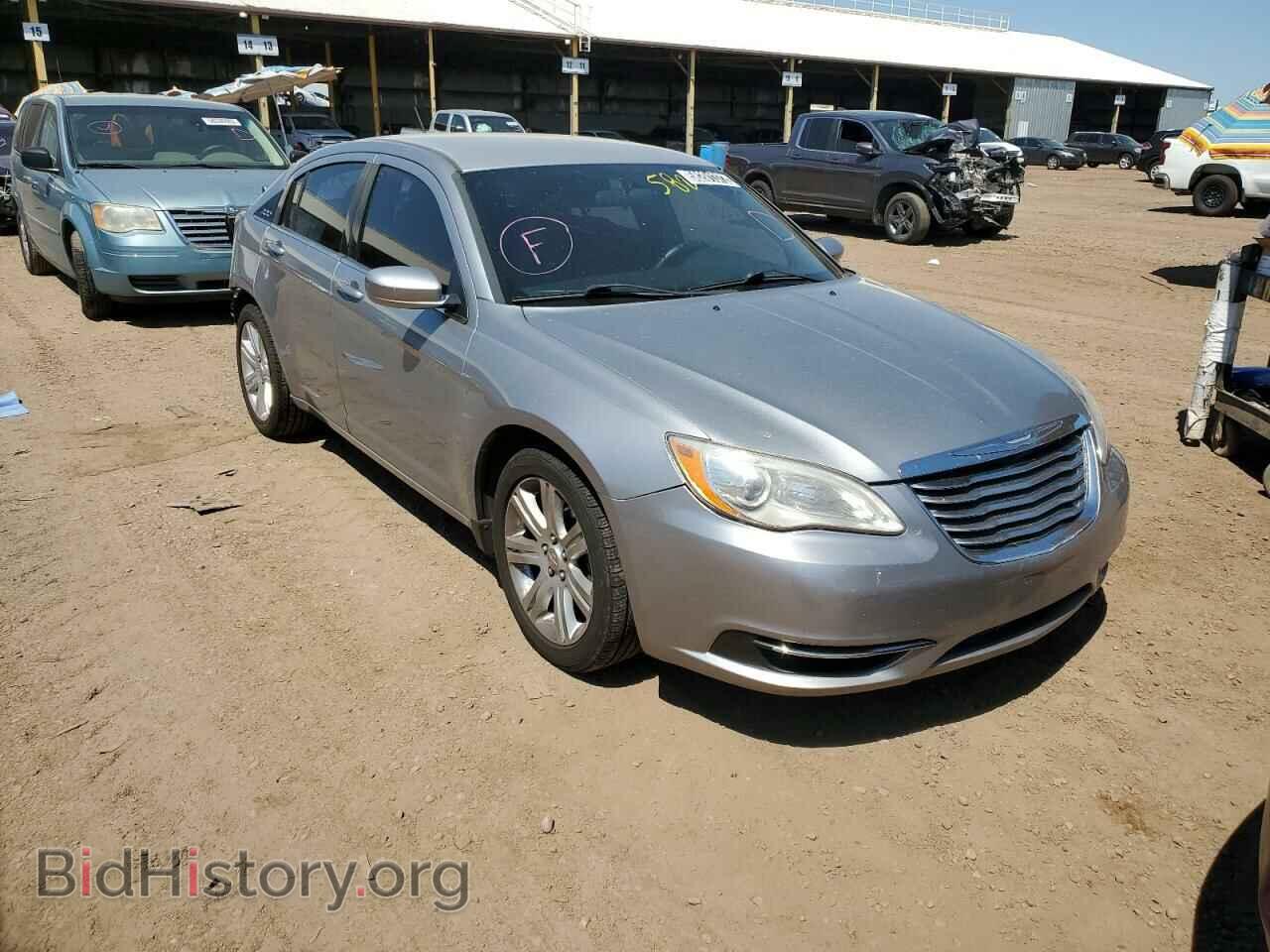 Photo 1C3CCBAB3DN671224 - CHRYSLER 200 2013
