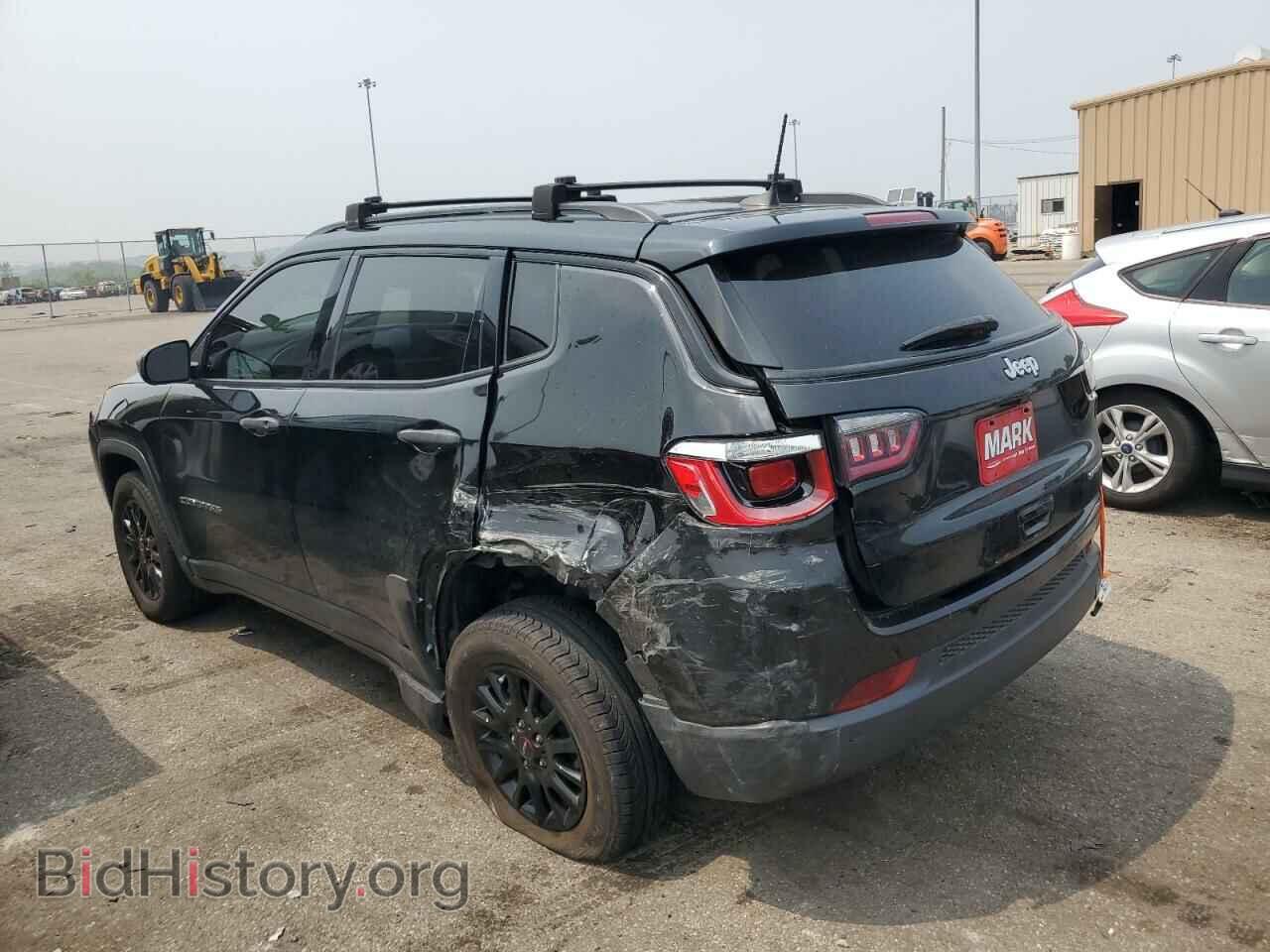 2018 JEEP COMPASS - VIN: 3C4NJCAB5JT123205 - Photo 2