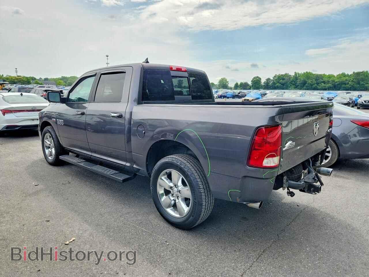 2018 RAM 1500 - VIN: 1C6RR7LT0JS284755 - Photo 2