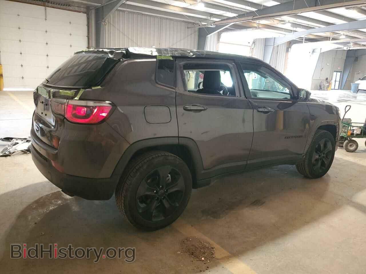 2019 JEEP COMPASS - VIN: 3C4NJDBB5KT724071 - Фото 3