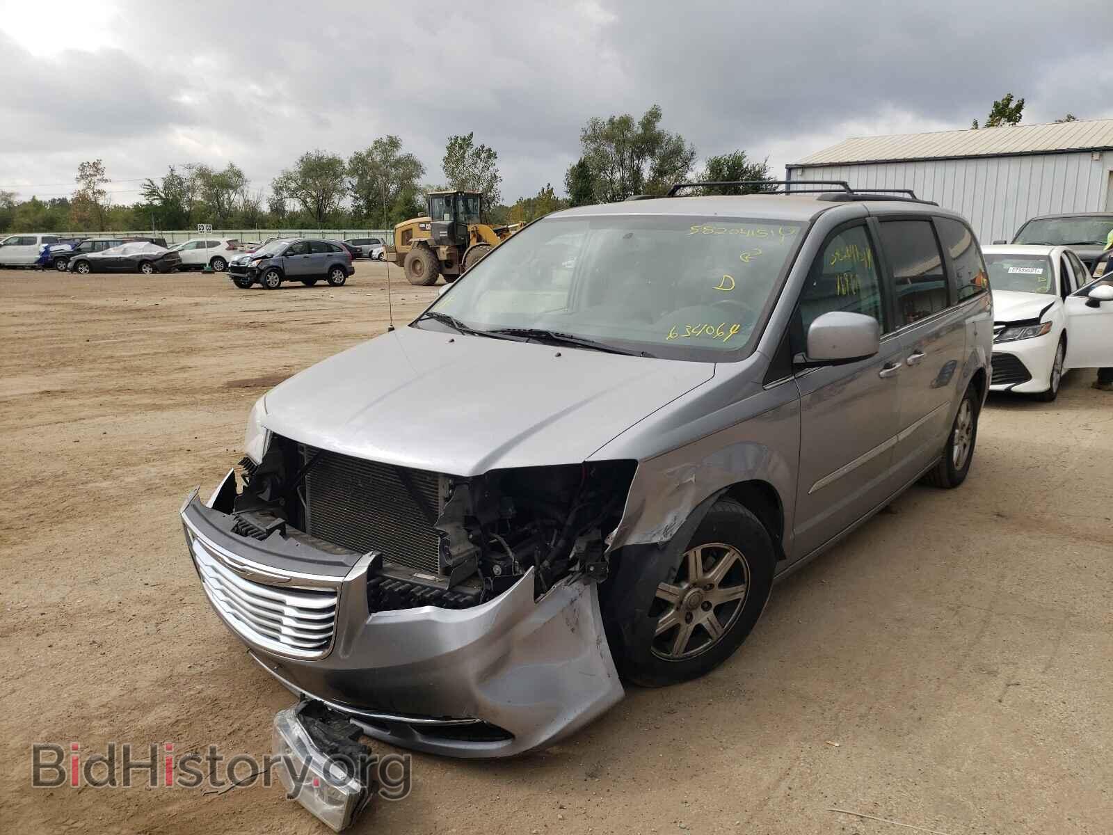 2013 CHRYSLER MINIVAN - VIN: 2C4RC1BG2DR634064 - Фото 2
