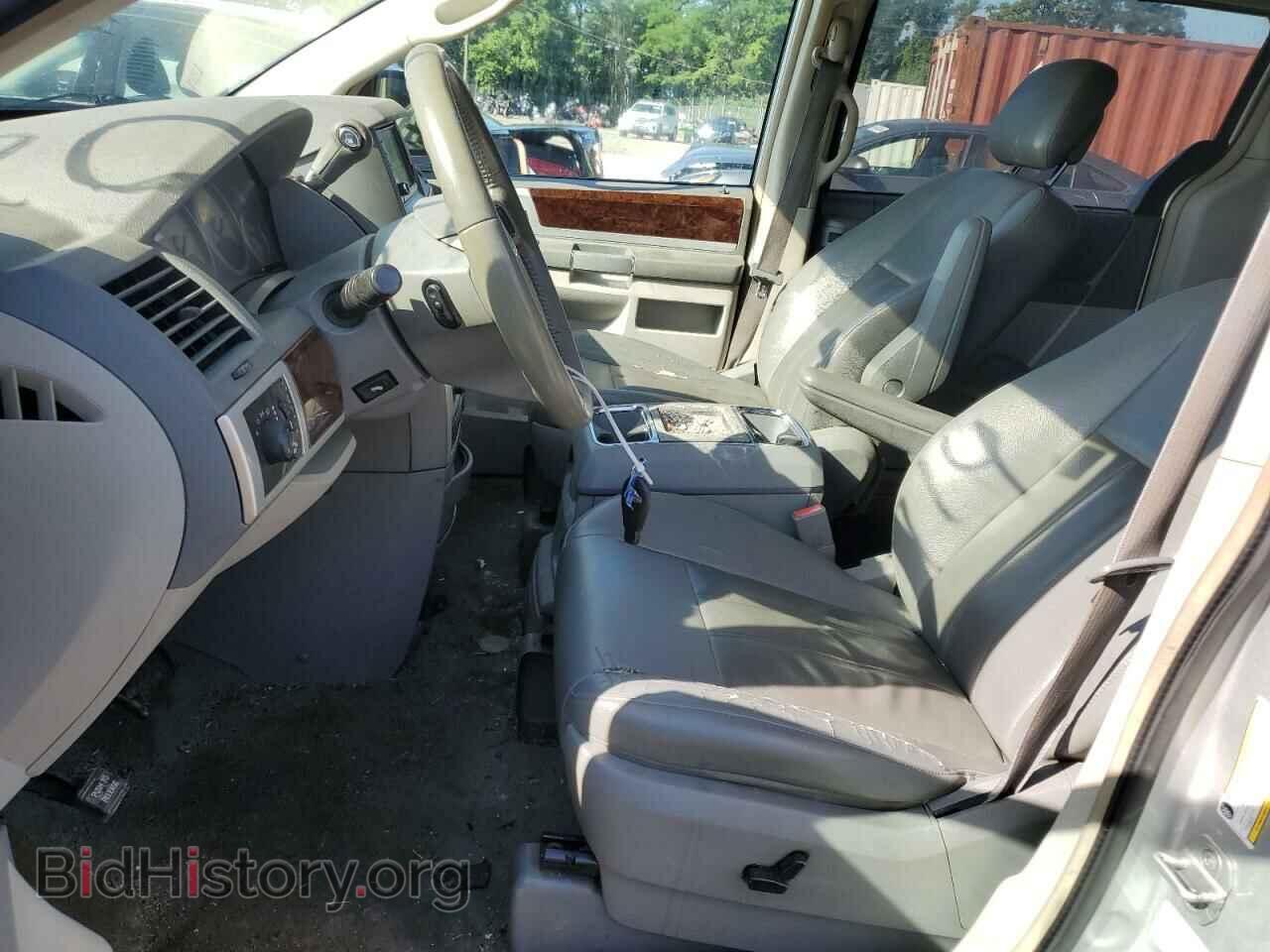 2010 CHRYSLER MINIVAN - VIN: 2A4RR5D13AR310433 - Photo 7