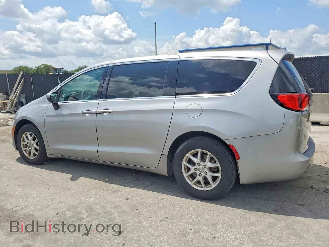 2017 CHRYSLER PACIFICA - VIN: 2C4RC1CG9HR739172 - Photo 2