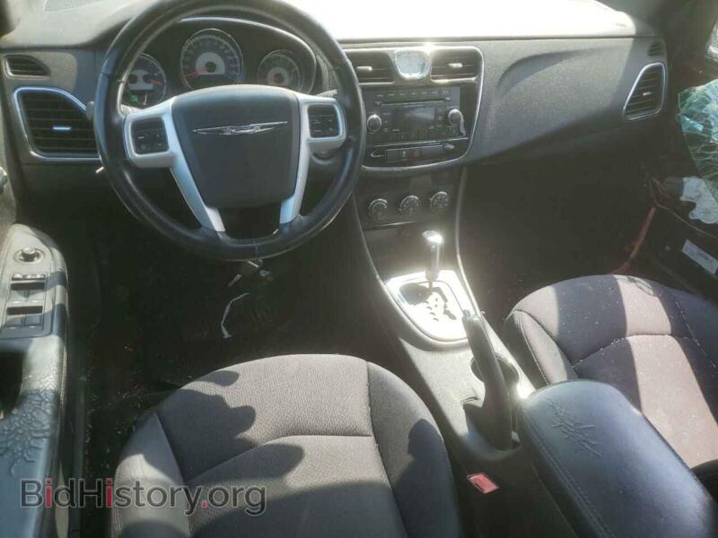 2013 Chrysler 200 (VIN 1C3CCBBG9DN743005) — фото 8 из 12
