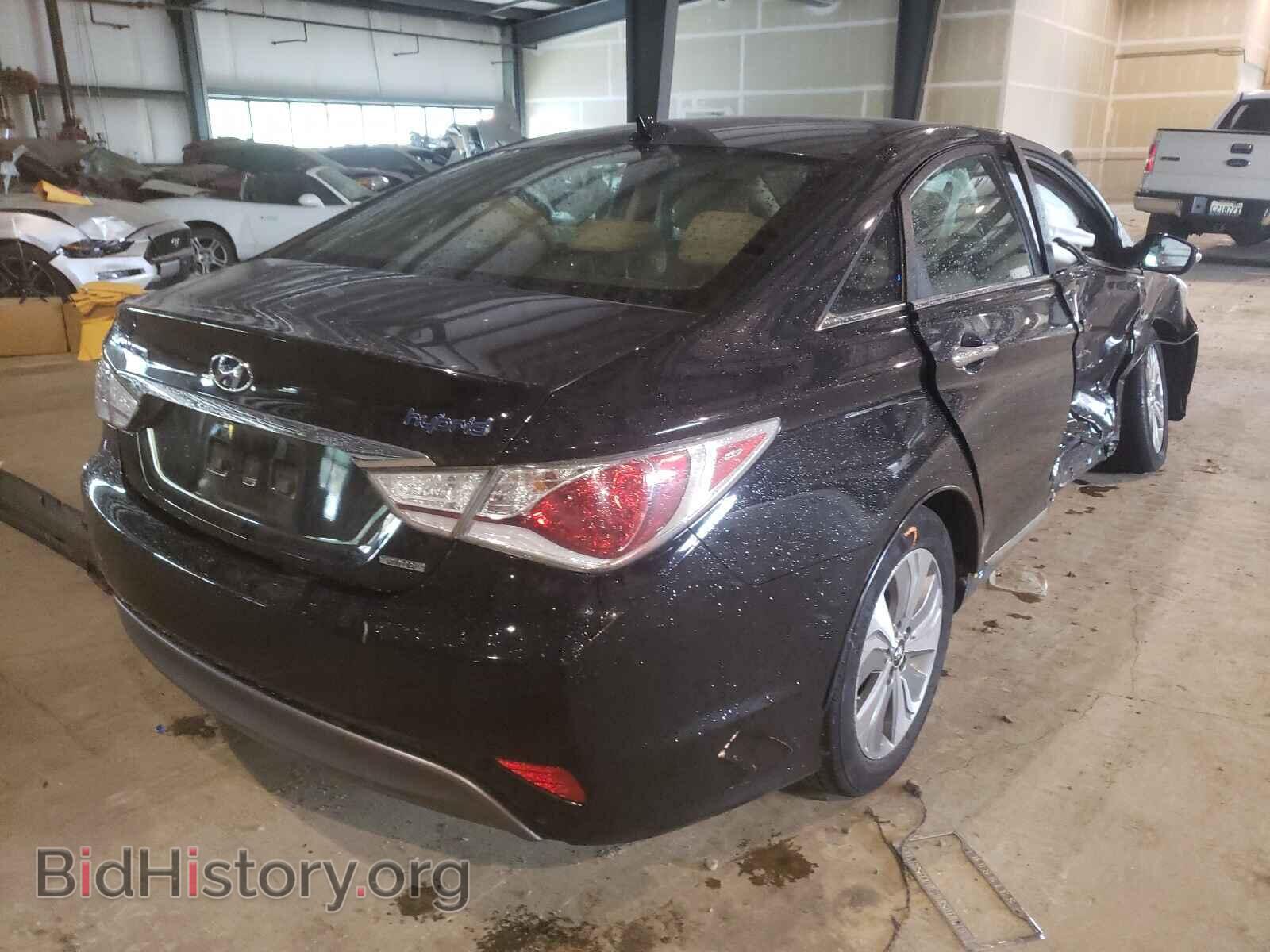 2013 HYUNDAI SONATA - VIN: KMHEC4A44DA082736 - Фото 4
