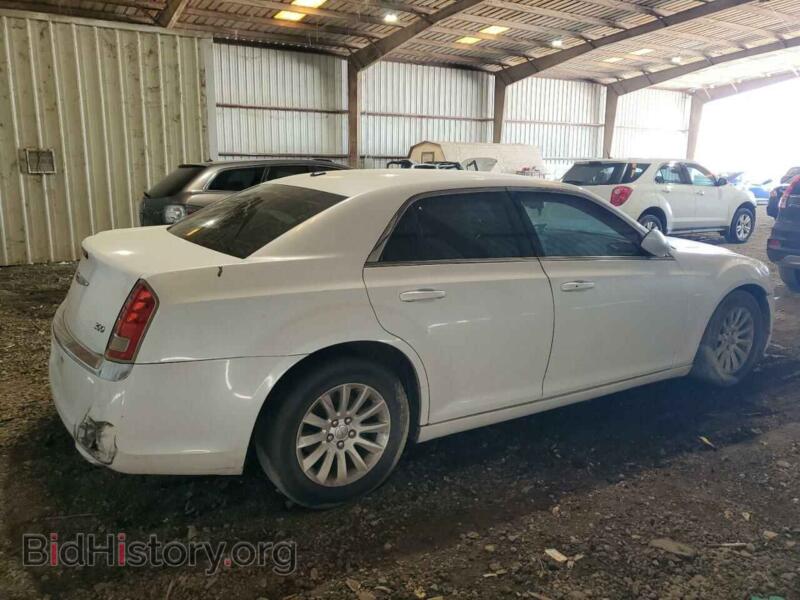 2012 Chrysler 300 (VIN 2C3CCAAG1CH104703) — фото 3 из 12