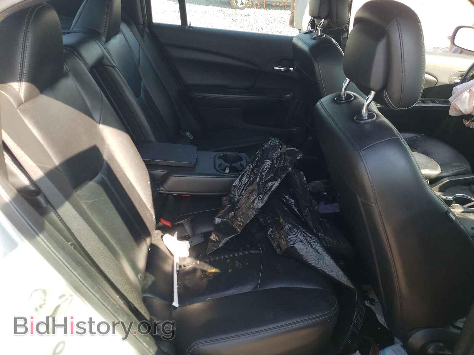 2012 CHRYSLER 200 - VIN: 1C3CCBCB4CN173805 - Photo 6
