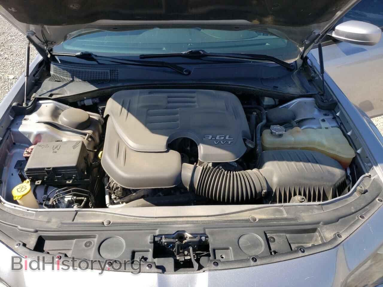 2016 CHRYSLER 300 - VIN: 2C3CCAGGXGH183012 - Фото 11