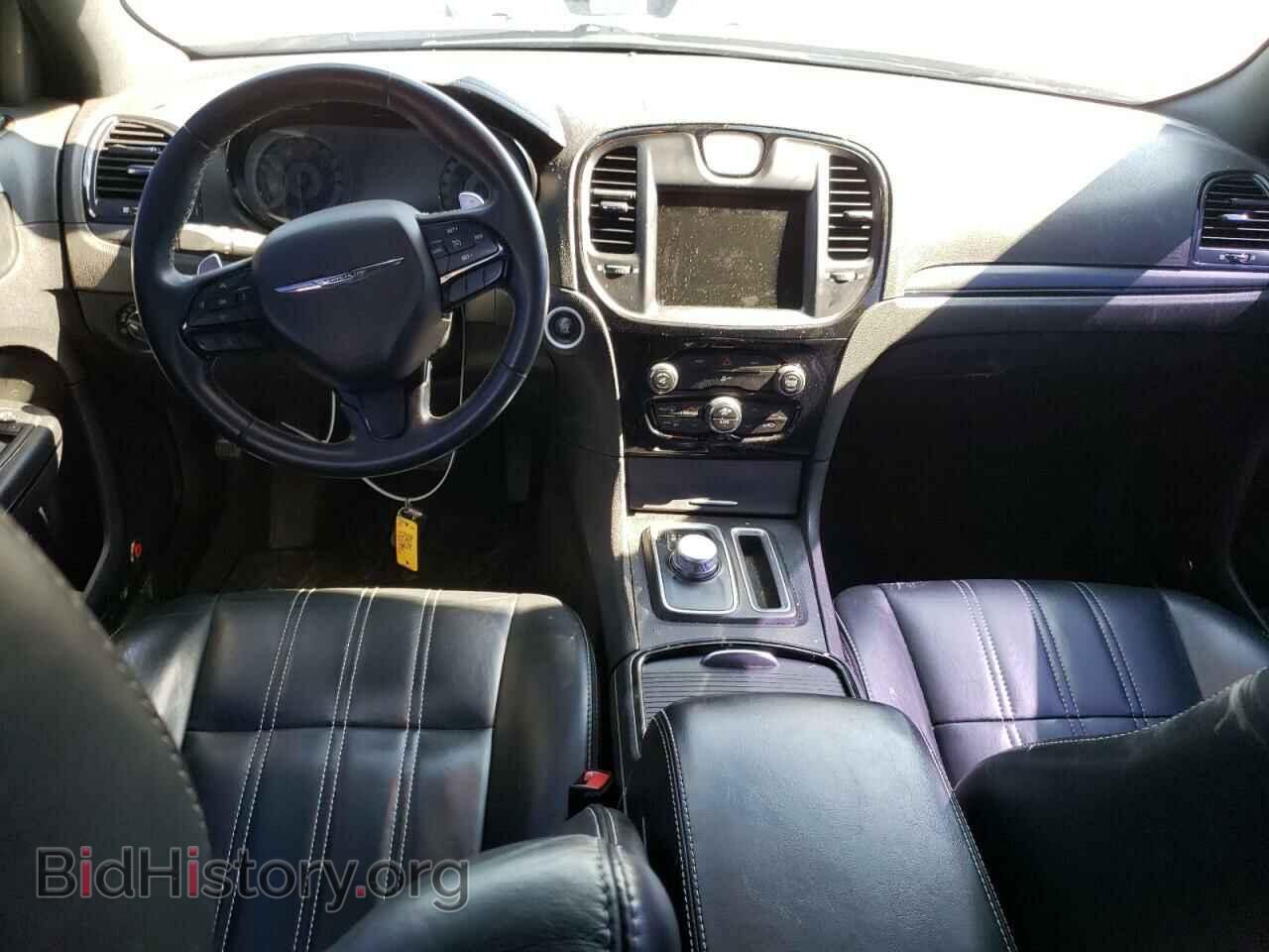 2016 CHRYSLER 300 - VIN: 2C3CCAGGXGH183012 - Фото 8