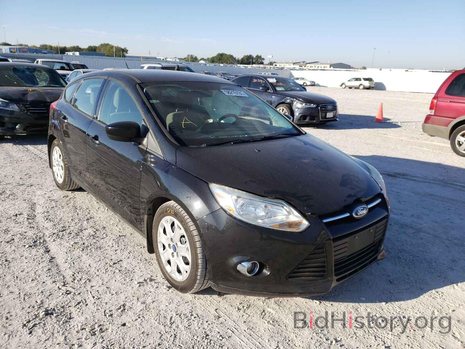 Photo 1FAHP3K25CL157031 - FORD FOCUS 2012