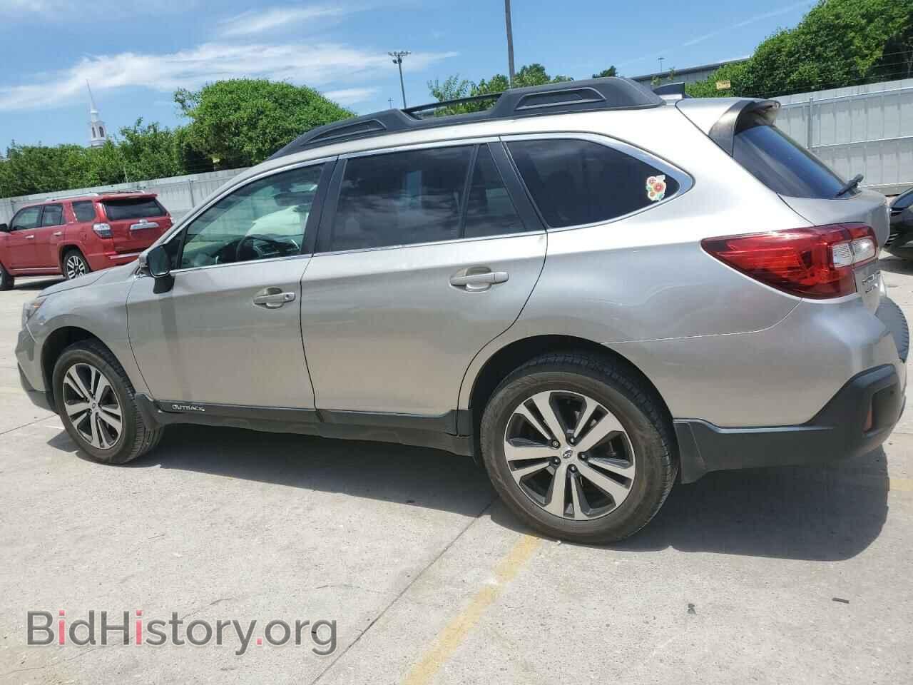 2018 SUBARU OUTBACK - VIN: 4S4BSANC9J3347950 - Фото 2