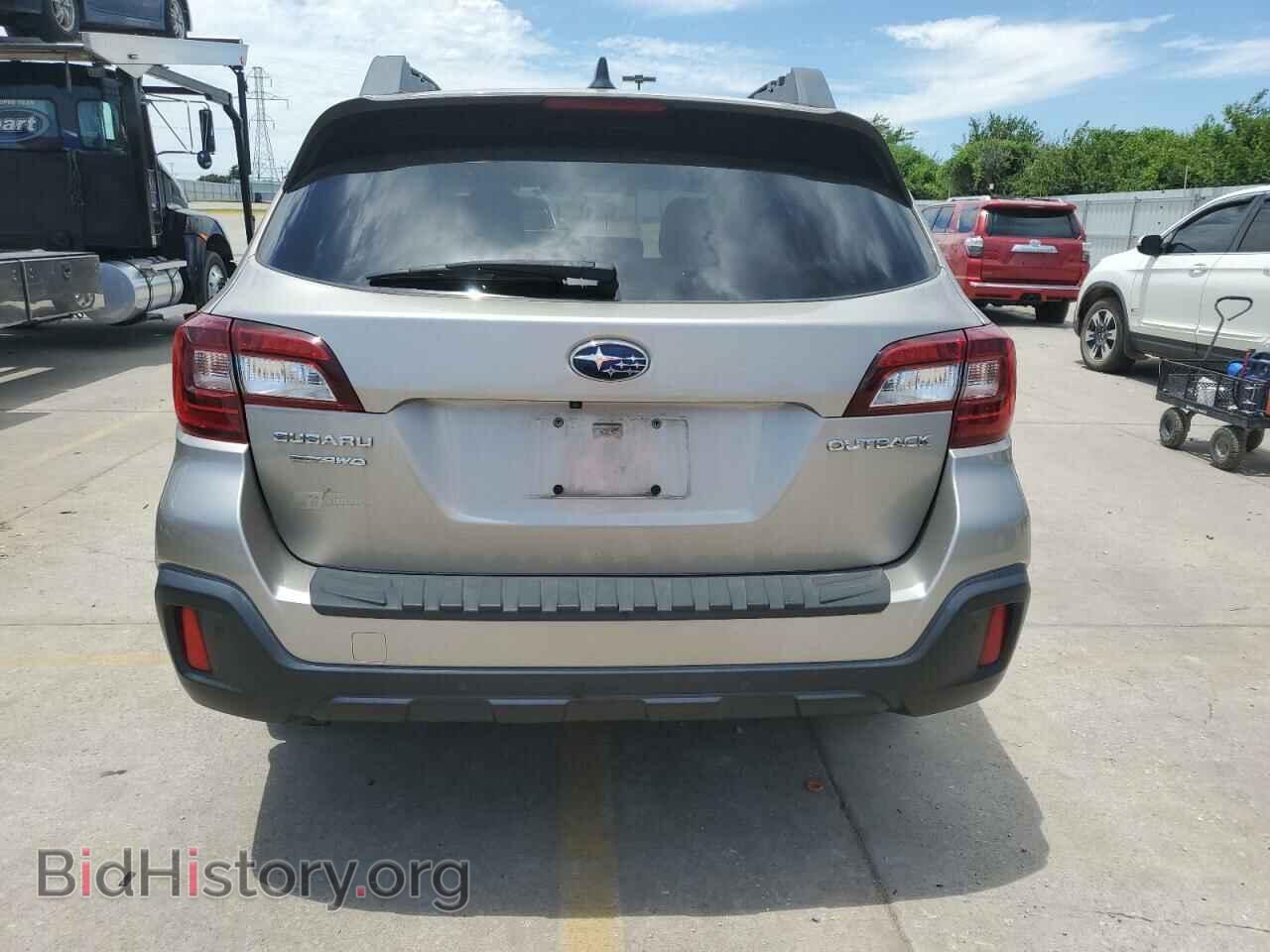 2018 SUBARU OUTBACK - VIN: 4S4BSANC9J3347950 - Фото 6