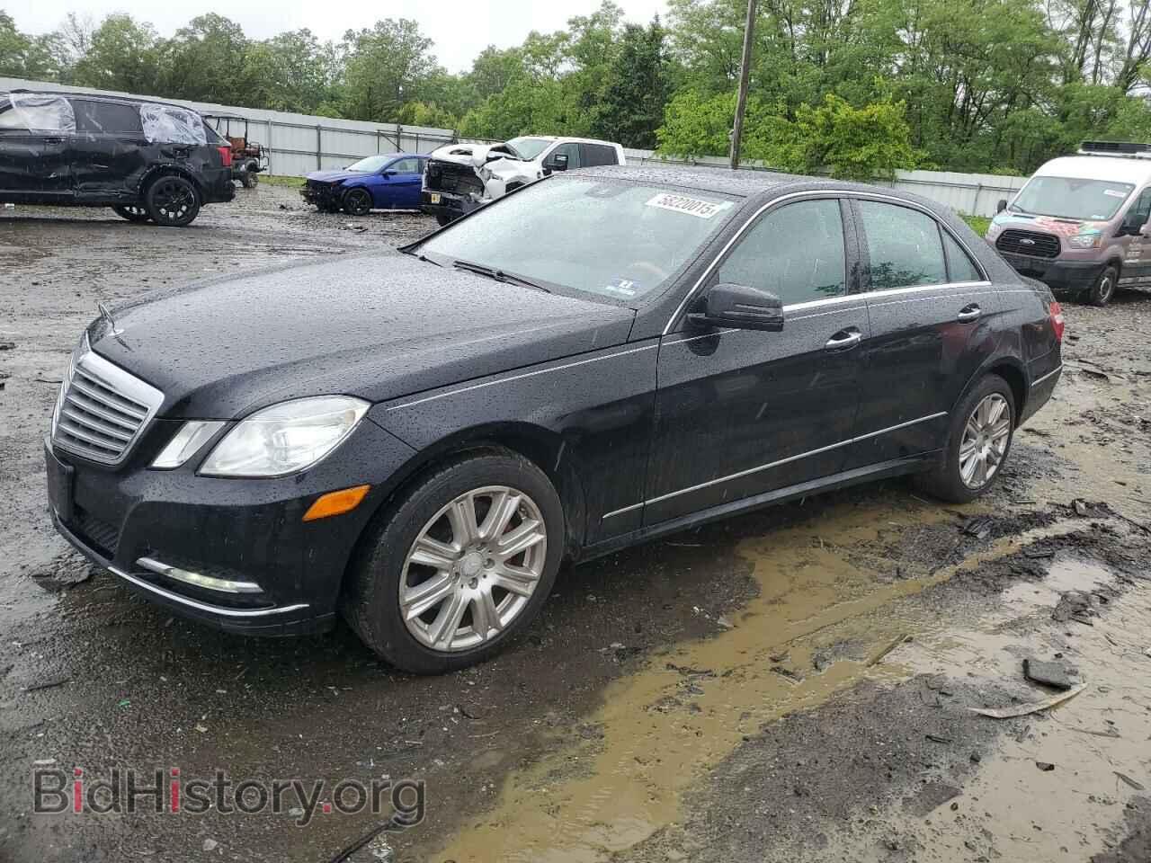 Photo WDDHF8JB3DA749509 - MERCEDES-BENZ E-CLASS 2013
