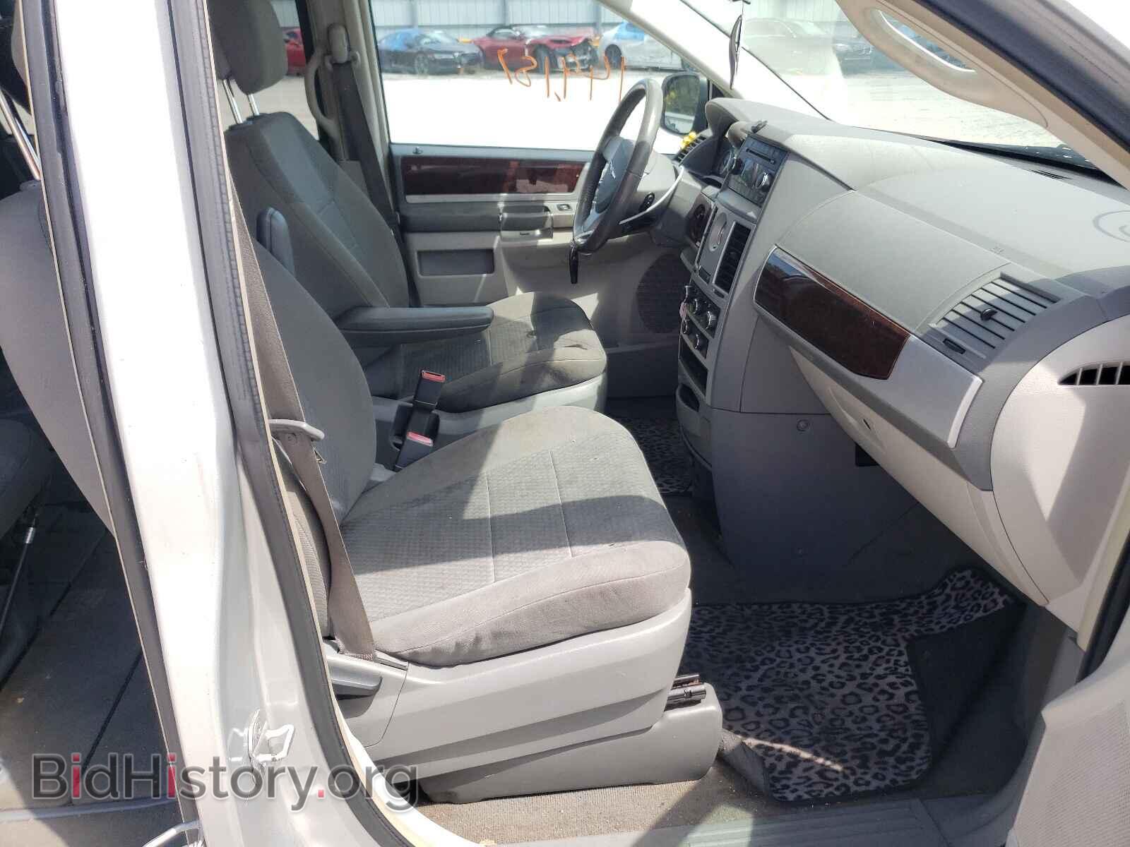 2010 CHRYSLER MINIVAN - VIN: 2A4RR5D16AR421493 - Фото 5
