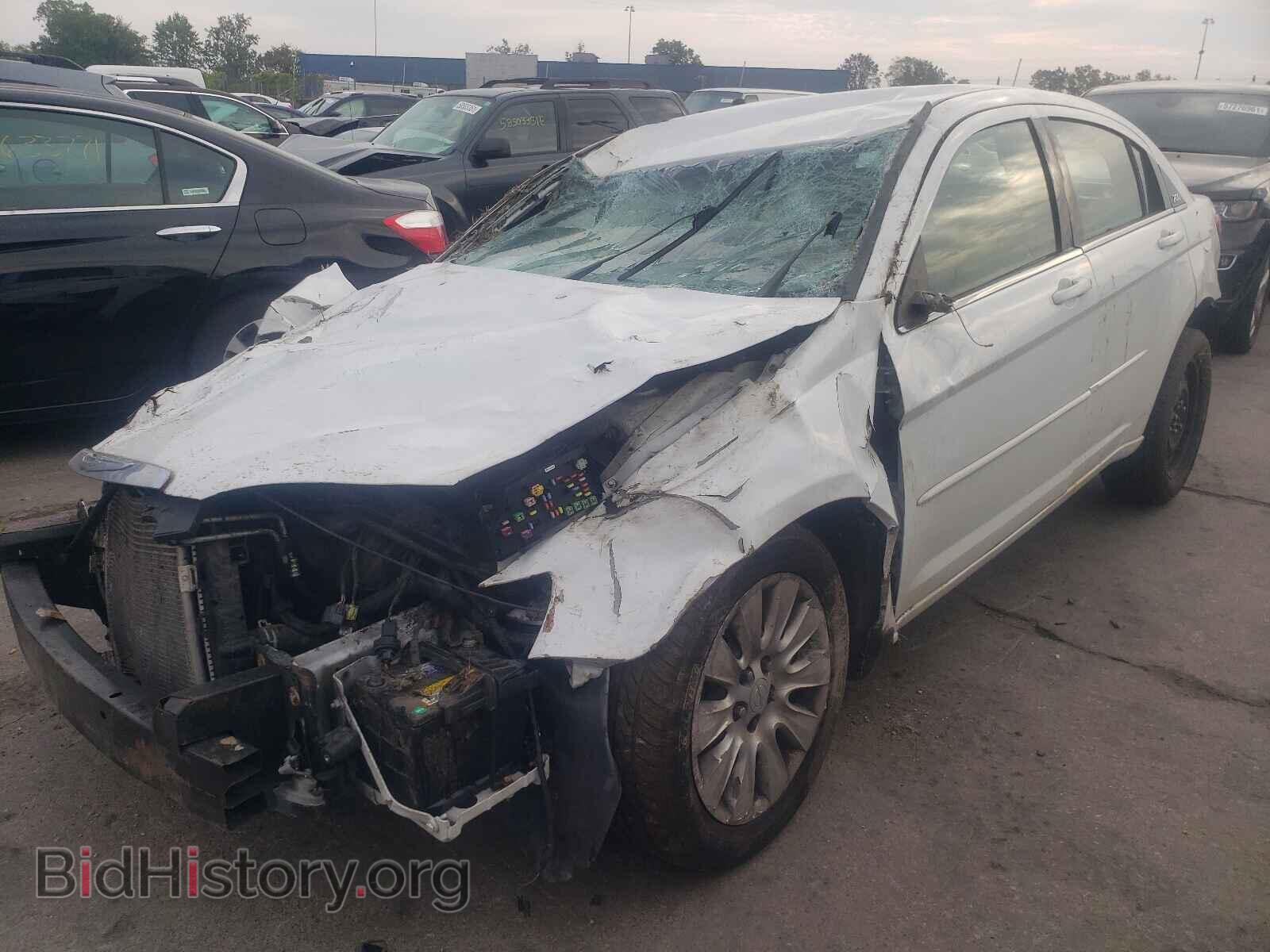2012 CHRYSLER 200 - VIN: 1C3CCBAB8CN246516 - Photo 2