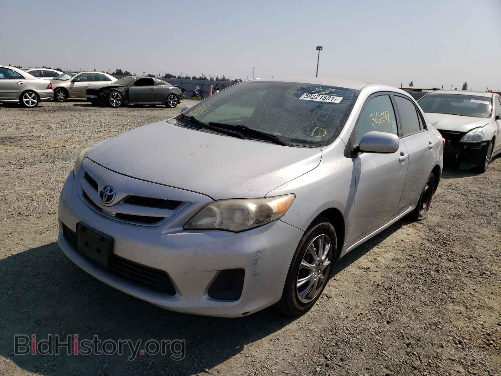 2011 TOYOTA COROLLA - VIN: 2T1BU4EE4BC629486 - Фото 2