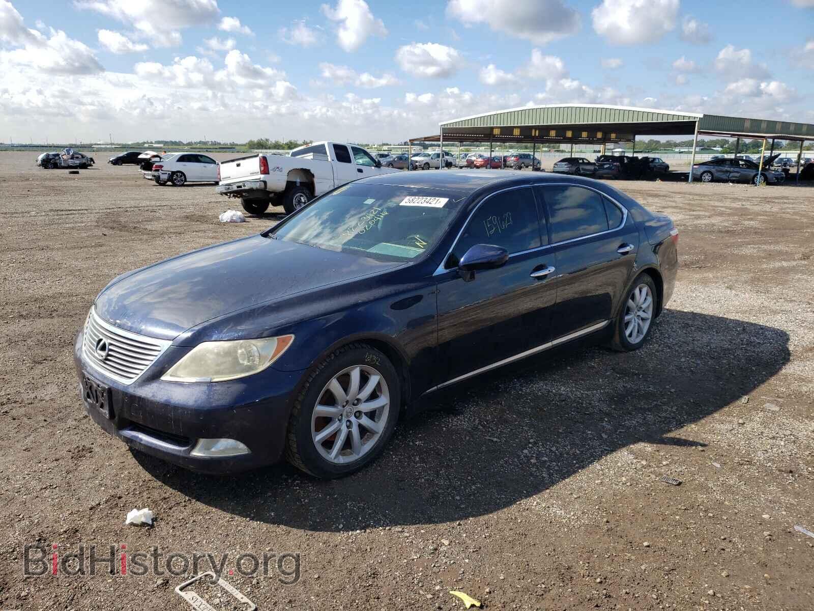 2007 LEXUS LS460 - VIN: JTHGL46F275020416 - Фото 2