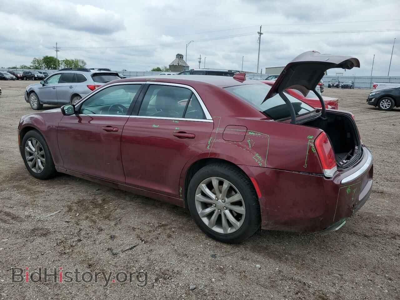2017 CHRYSLER 300 - VIN: 2C3CCARG2HH534350 - Фото 2