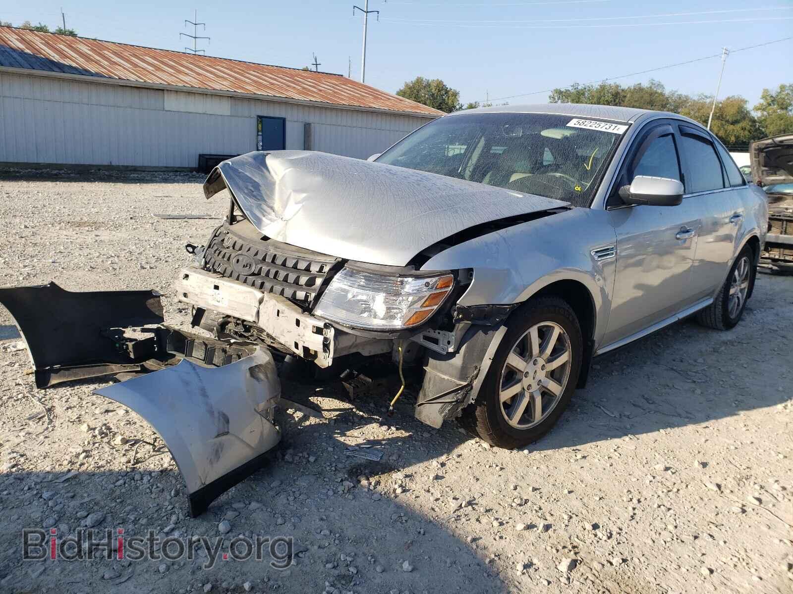 2009 FORD TAURUS - VIN: 1FAHP24W59G123179 - Фото 2