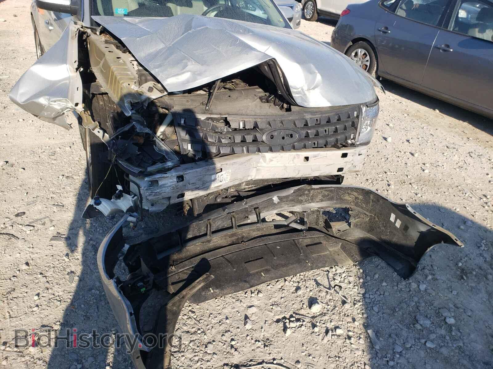 2009 FORD TAURUS - VIN: 1FAHP24W59G123179 - Фото 9