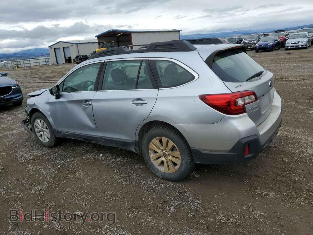 2018 SUBARU OUTBACK - VIN: 4S4BSAAC5J3245700 - Фото 2