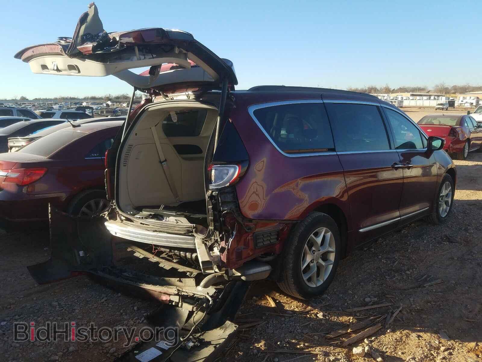 2017 CHRYSLER PACIFICA - VIN: 2C4RC1BG2HR736065 - Фото 4