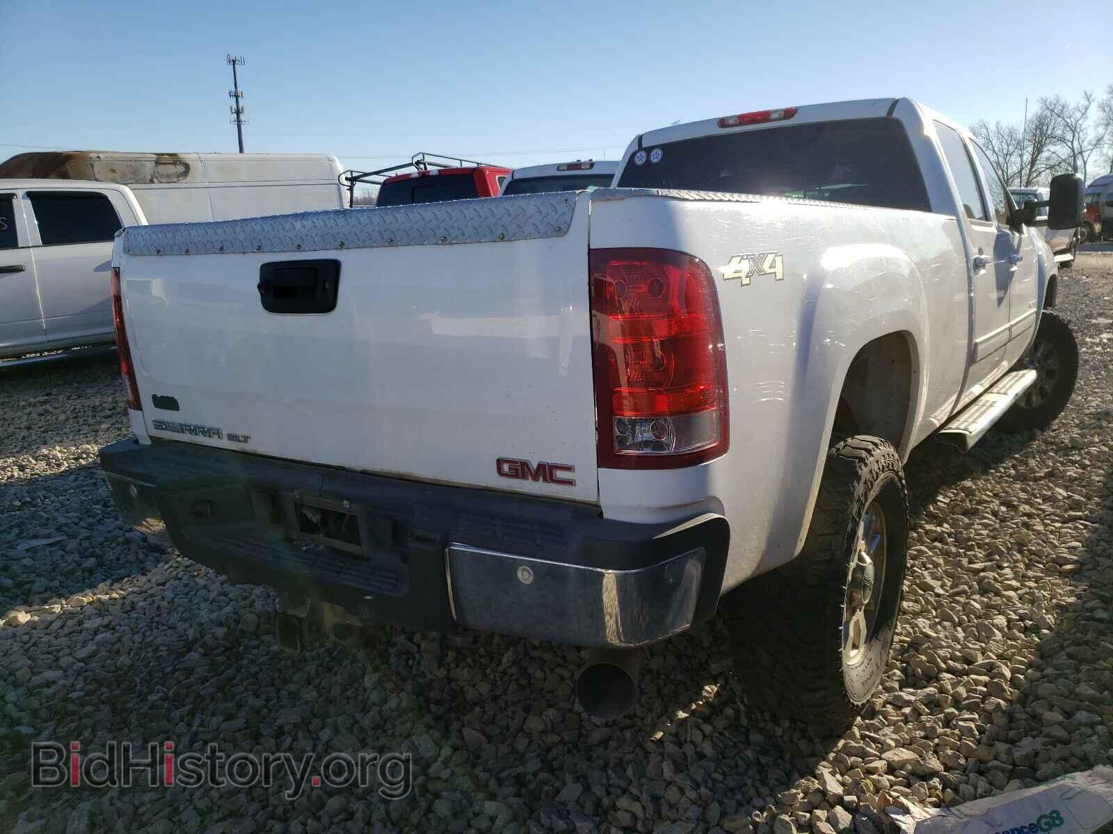 2011 GMC SIERRA - VIN: 1GT424C83BF116653 - Фото 4