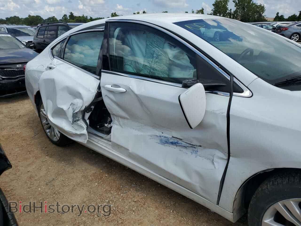 2015 CHRYSLER 200 - VIN: 1C3CCCAB4FN622705 - Фото 9