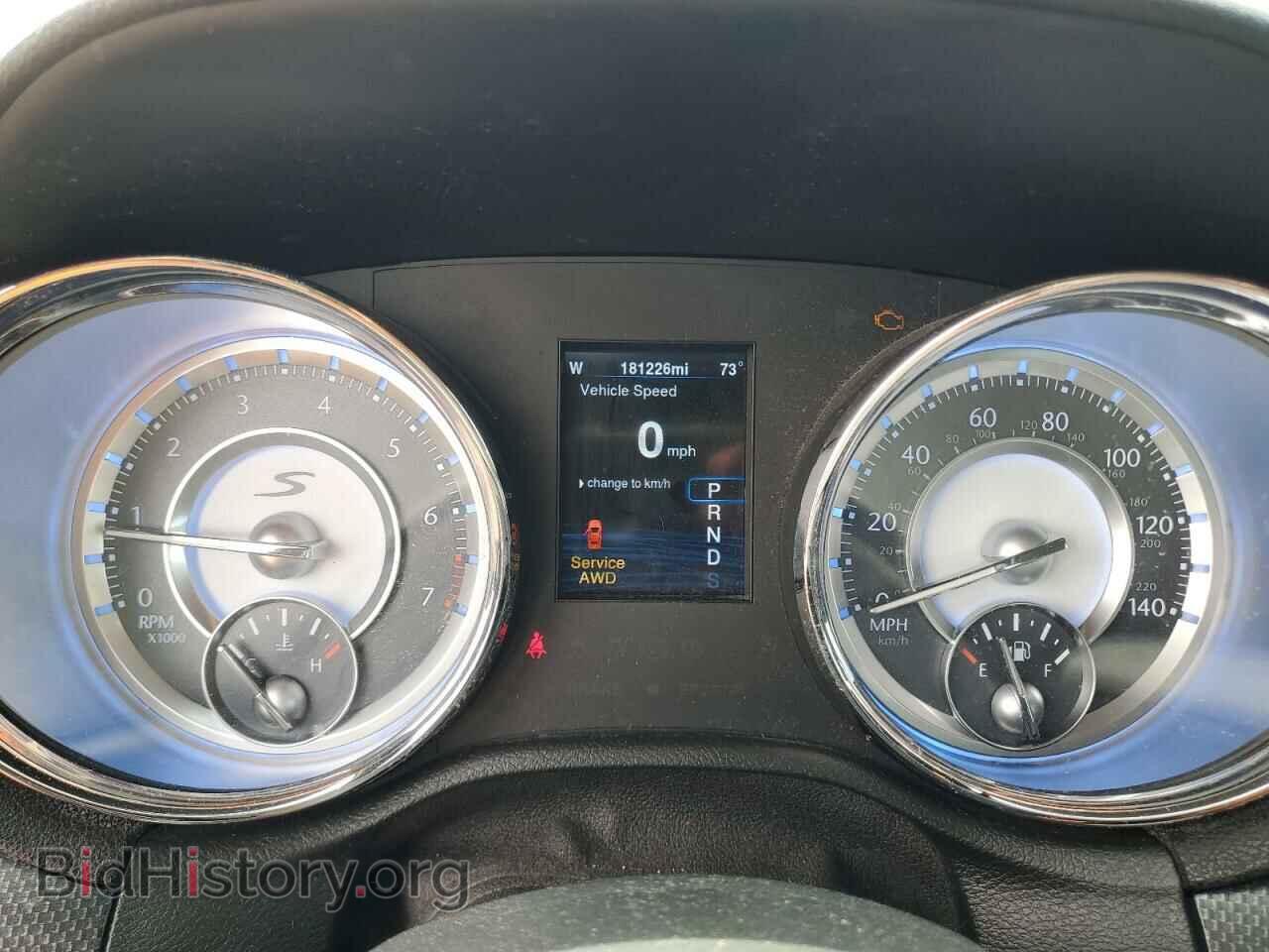 2014 CHRYSLER 300 - VIN: 2C3CCAGG6EH383902 - Фото 9