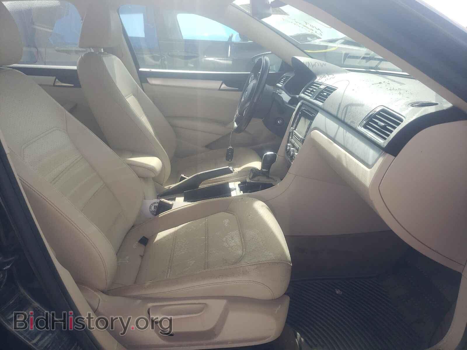 2012 VOLKSWAGEN PASSAT - VIN: 1VWBP7A31CC017105 - Фото 5