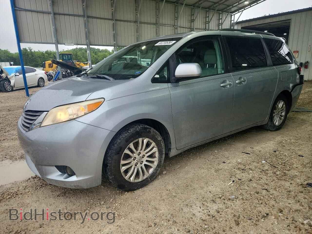 Фотография 5TDYK3DC5BS070855 - TOYOTA SIENNA 2011