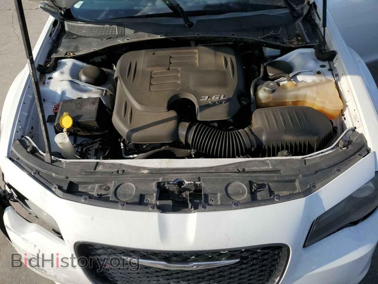 2017 CHRYSLER 300 - VIN: 2C3CCAGG4HH582757 - Фото 11