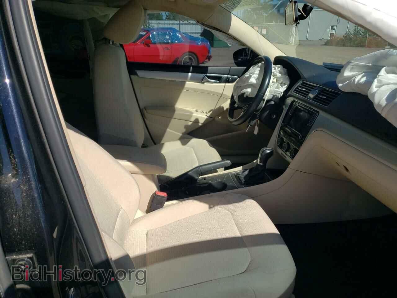 2017 VOLKSWAGEN PASSAT - VIN: 1VWAT7A35HC007403 - Фото 5
