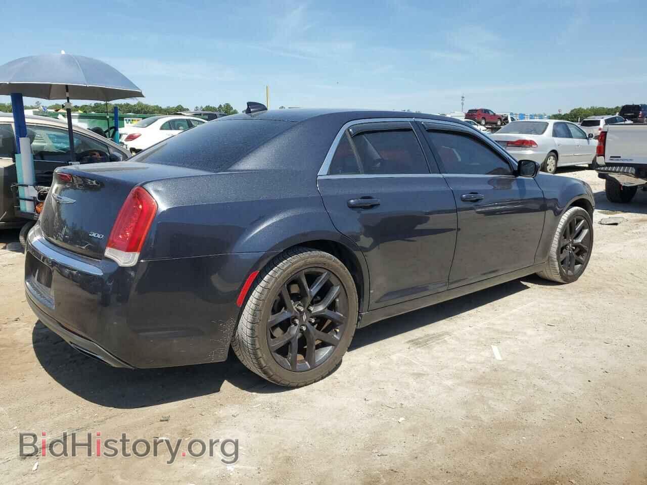 2016 CHRYSLER 300 - VIN: 2C3CCAAG5GH269885 - Фото 3