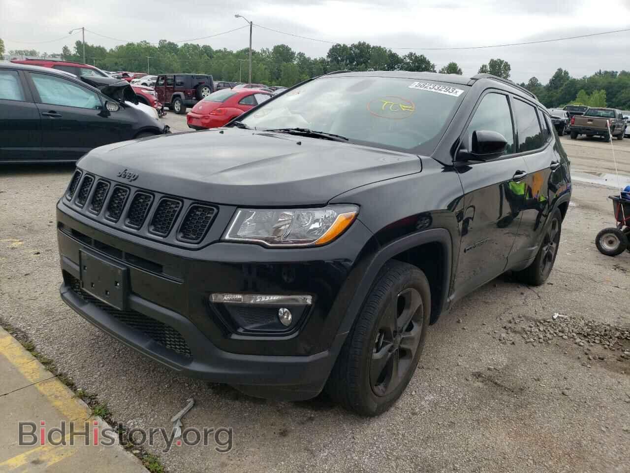 Фотография 3C4NJCBB2JT322551 - JEEP COMPASS 2018