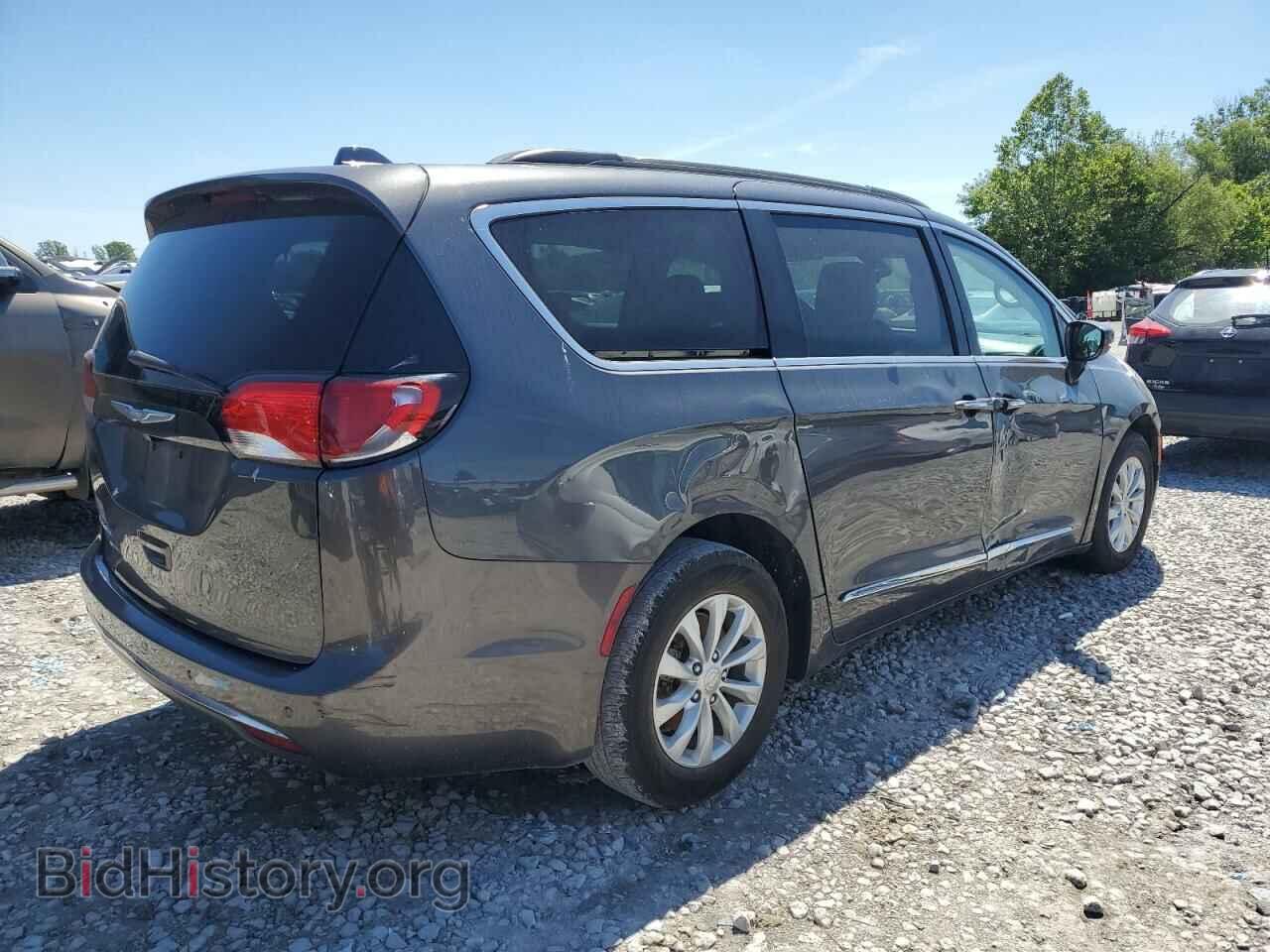 2017 CHRYSLER PACIFICA - VIN: 2C4RC1BG8HR527686 - Photo 3