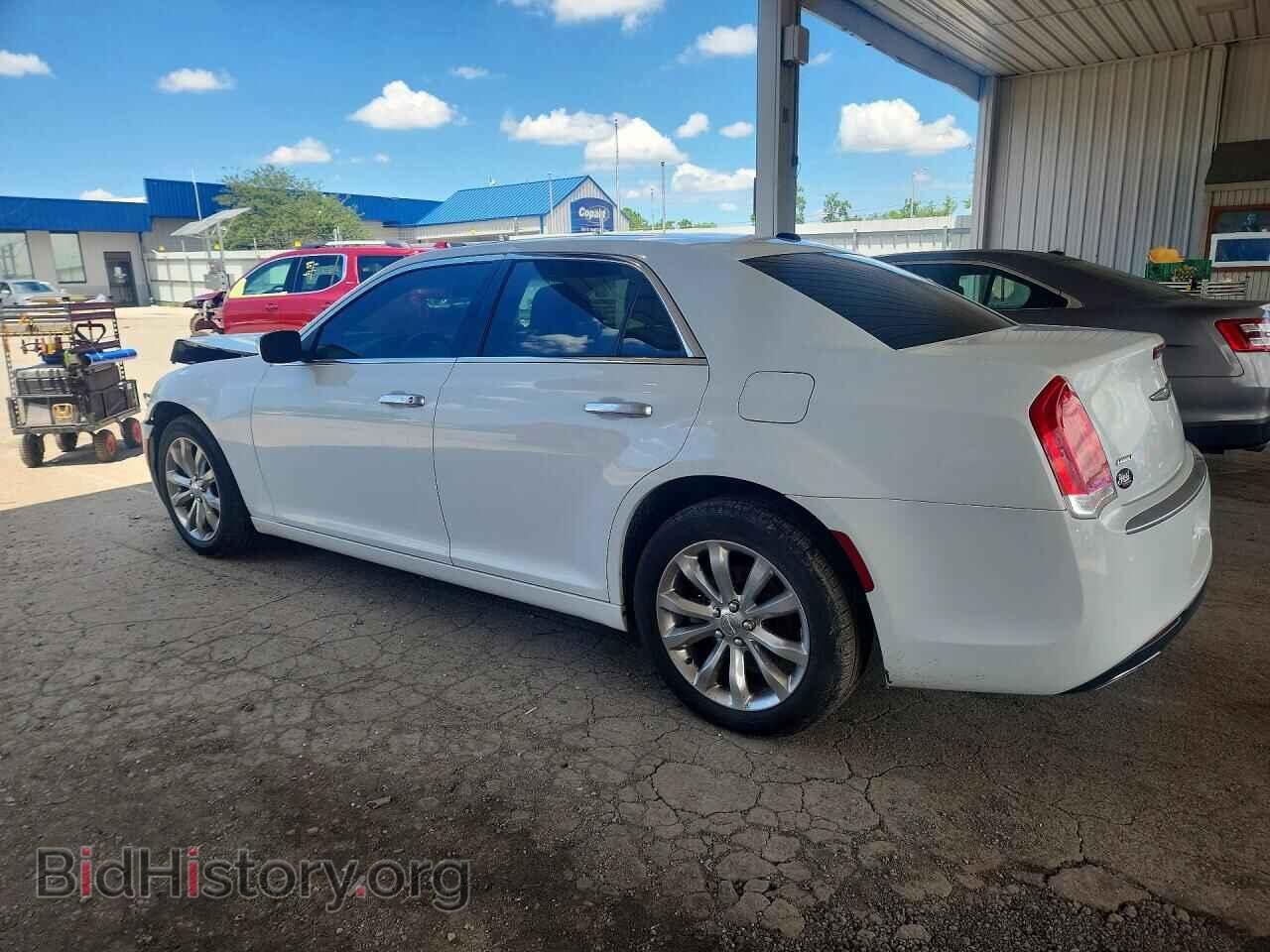 2015 CHRYSLER 300 - VIN: 2C3CCASG8FH792900 - Photo 2