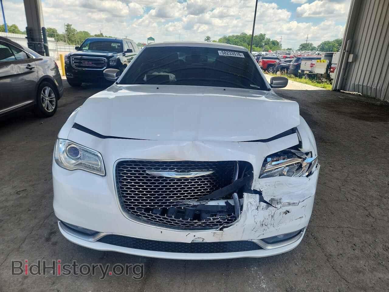2015 CHRYSLER 300 - VIN: 2C3CCASG8FH792900 - Photo 5