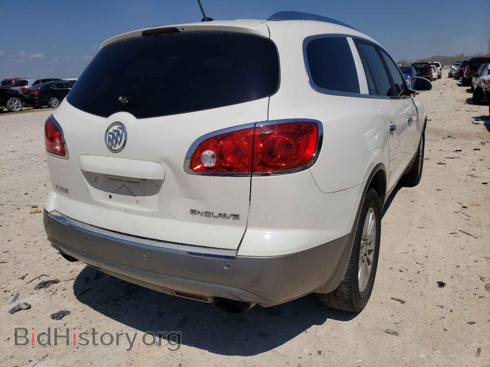 2011 BUICK ENCLAVE - VIN: 5GAKRAED5BJ240675 - Photo 4