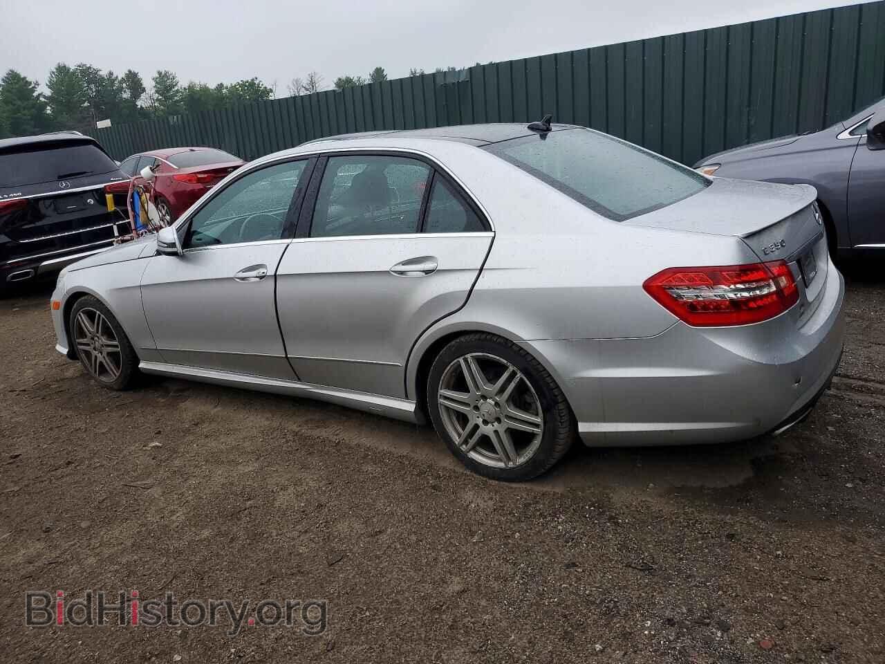 2011 MERCEDES-BENZ E-CLASS - VIN: WDDHF8HB5BA296660 - Фото 2
