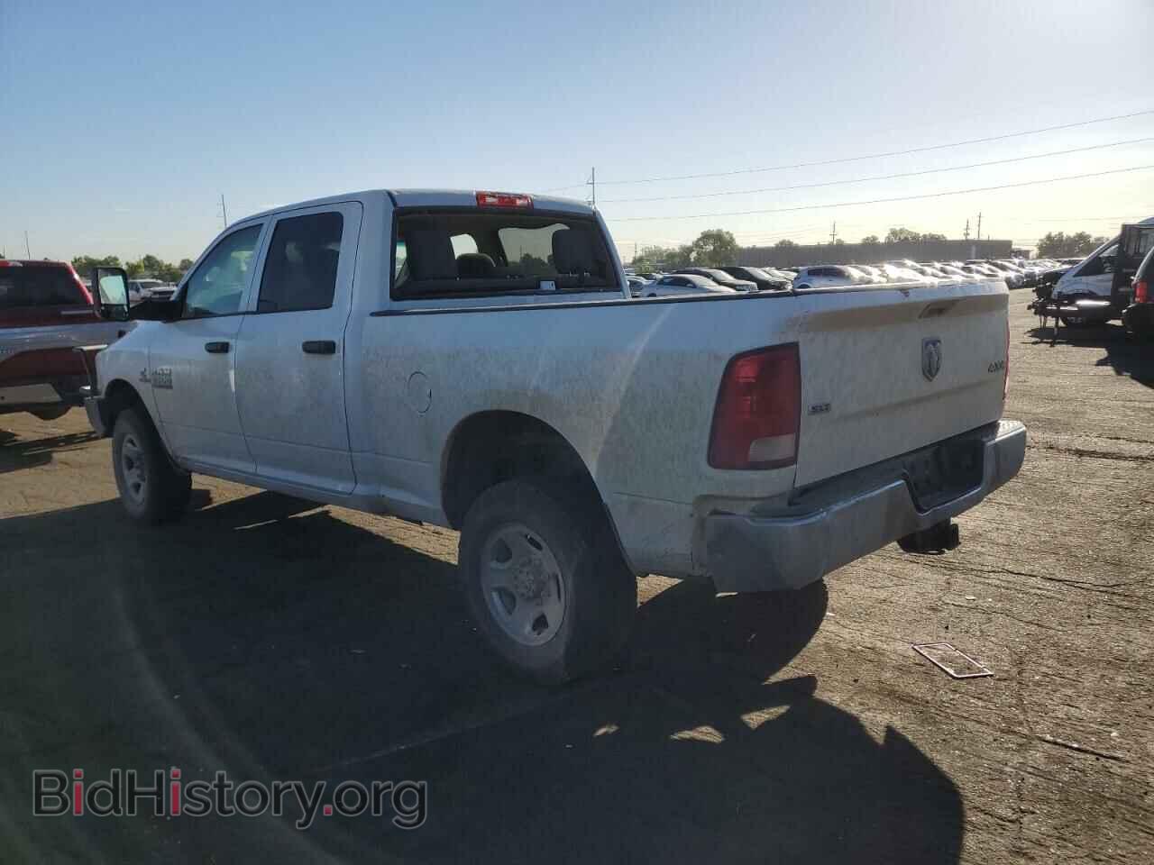2013 RAM All Models - VIN: 3C6UR5CL7DG600677 - Фото 2