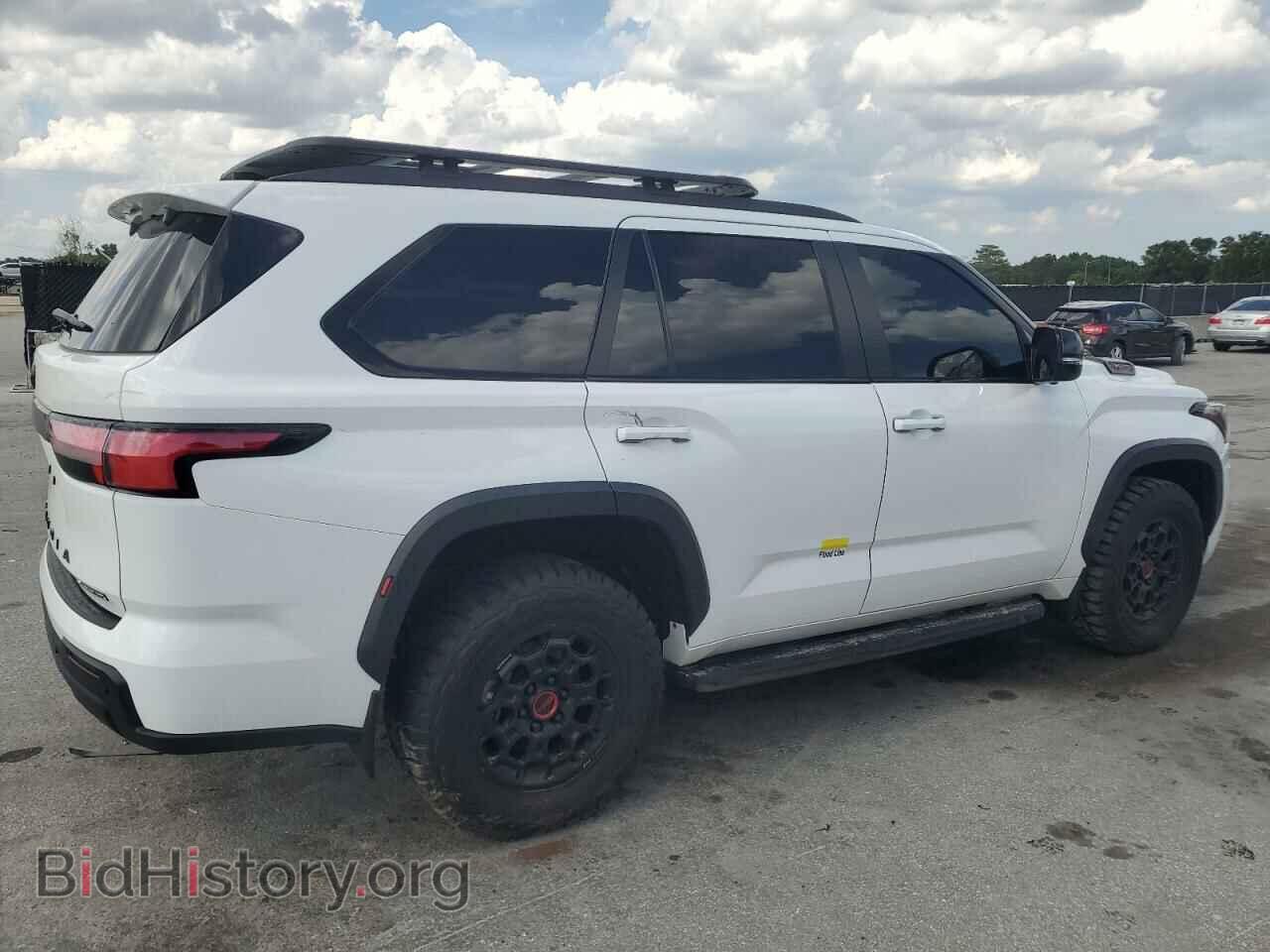 2025 TOYOTA SEQUOIA - VIN: 7SVAAABA9SX050618 - Фото 3